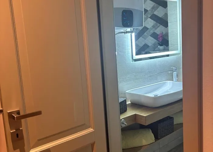 Apartman M By Z&d Póla